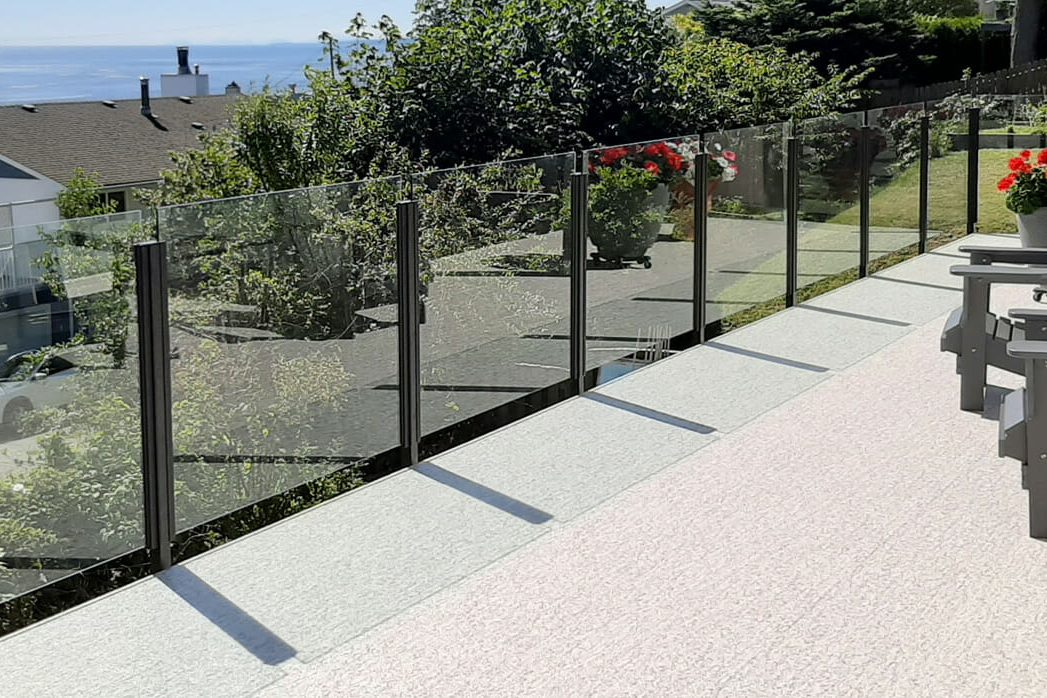 Duradek-Waterproof-deck-and-railing-solution-1920×698-1.jpg